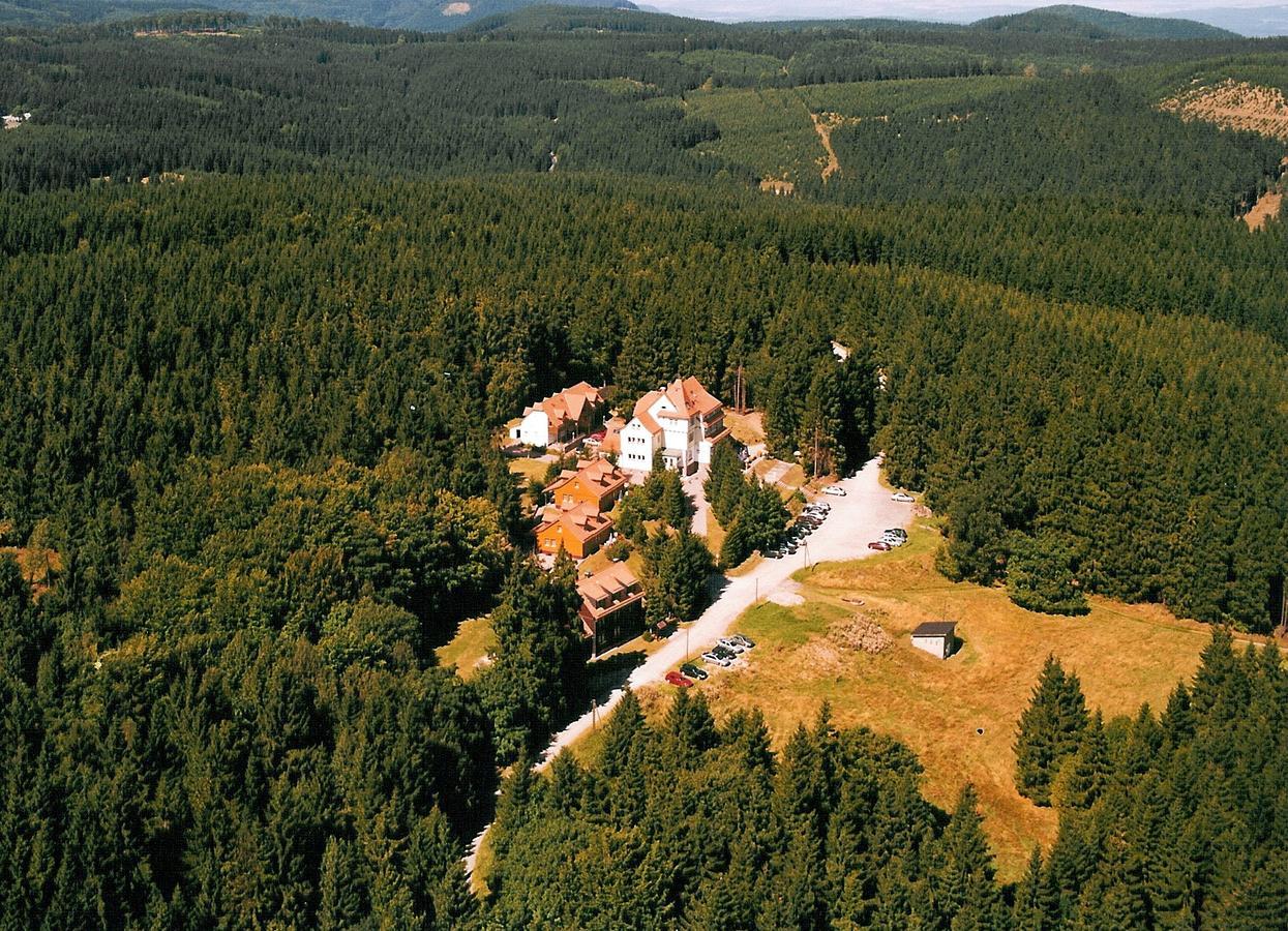 Hotel Spießberghaus Friedrichroda Exterior foto